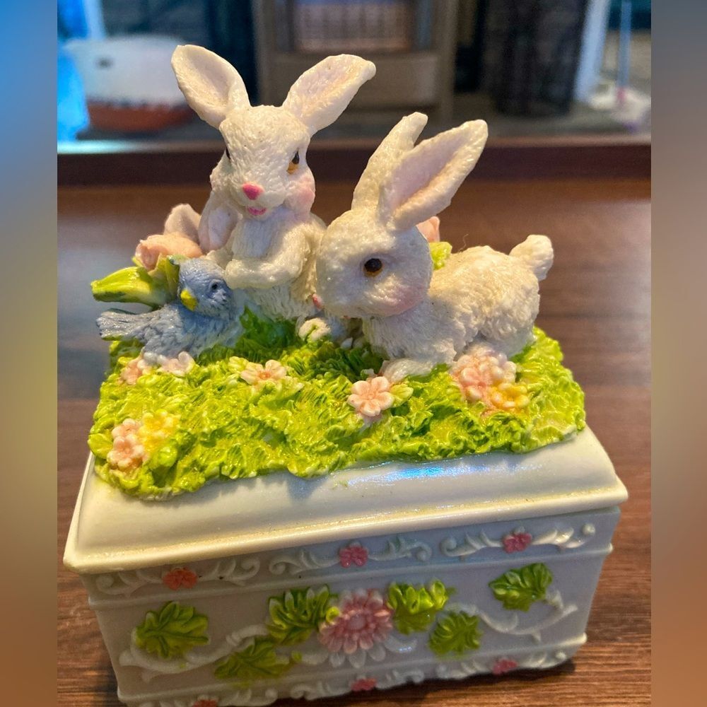 Trinket Box Resin Bunny Rose Accents w/ Blue Bird 3” Wide 4” Tall